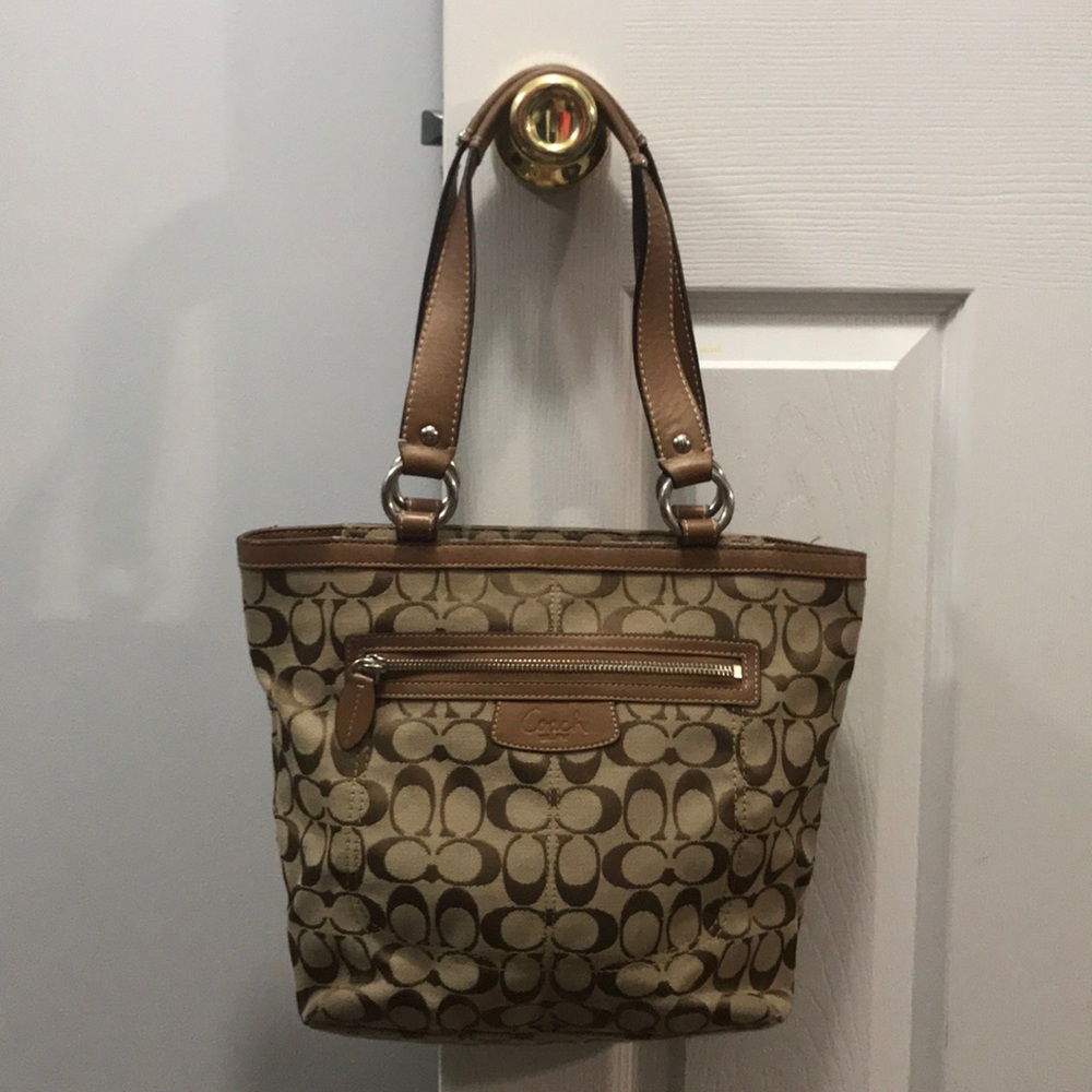 Coach Penelope Signature Tote Purse w/ Wallet